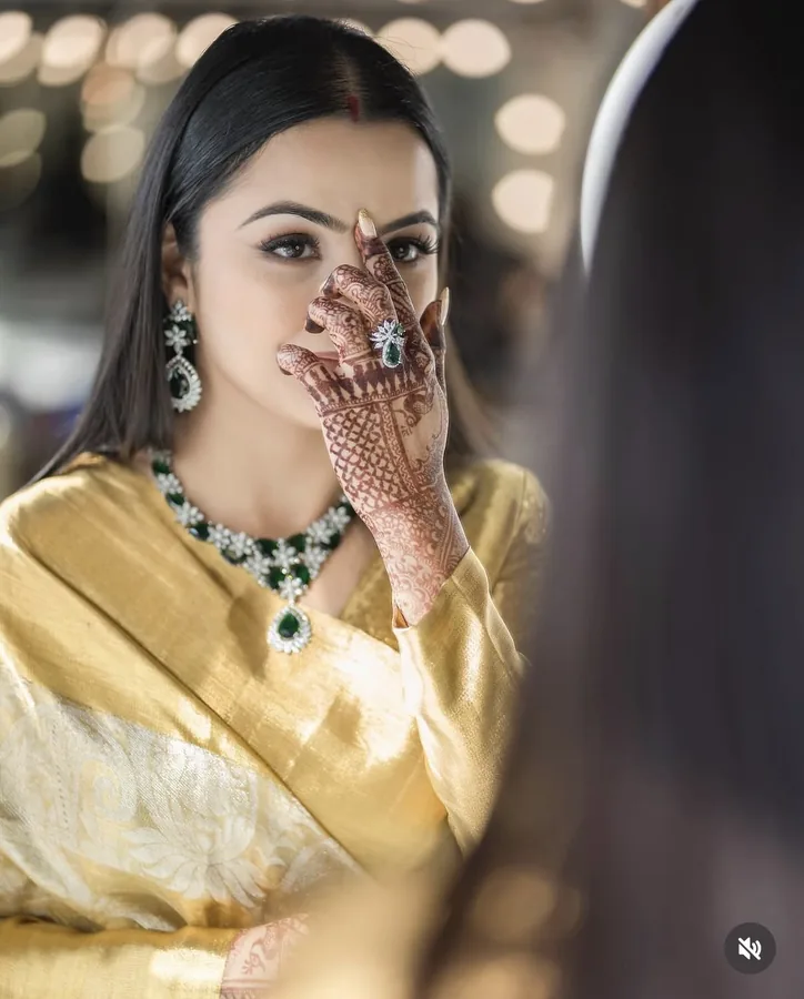 Amaya bridal work
